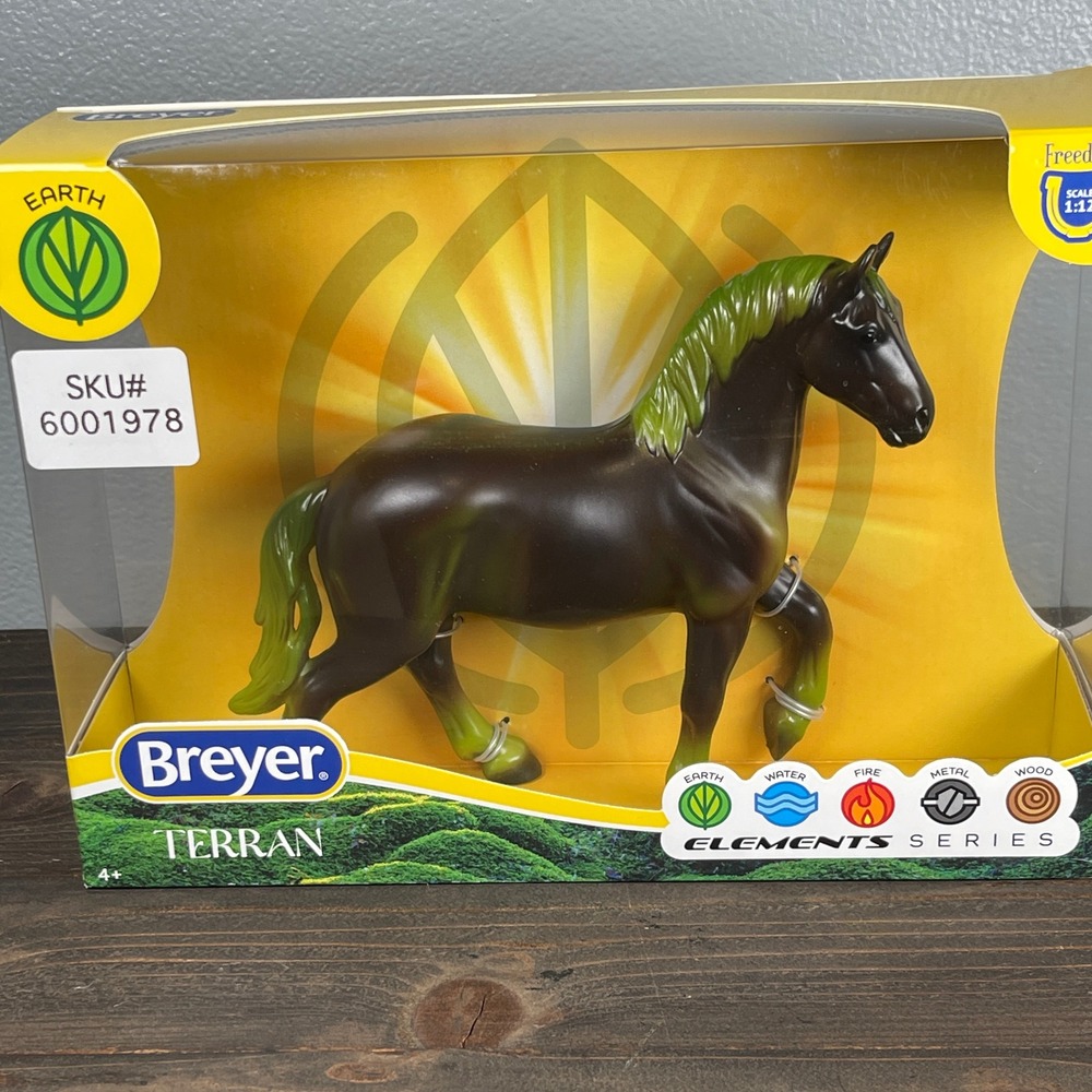 Breyer Horse Element Series Terran Earth 1:12 Scale Brown & Green‎